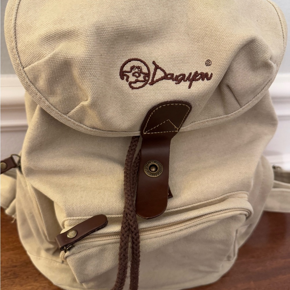DAGYON Canvas Backpack
